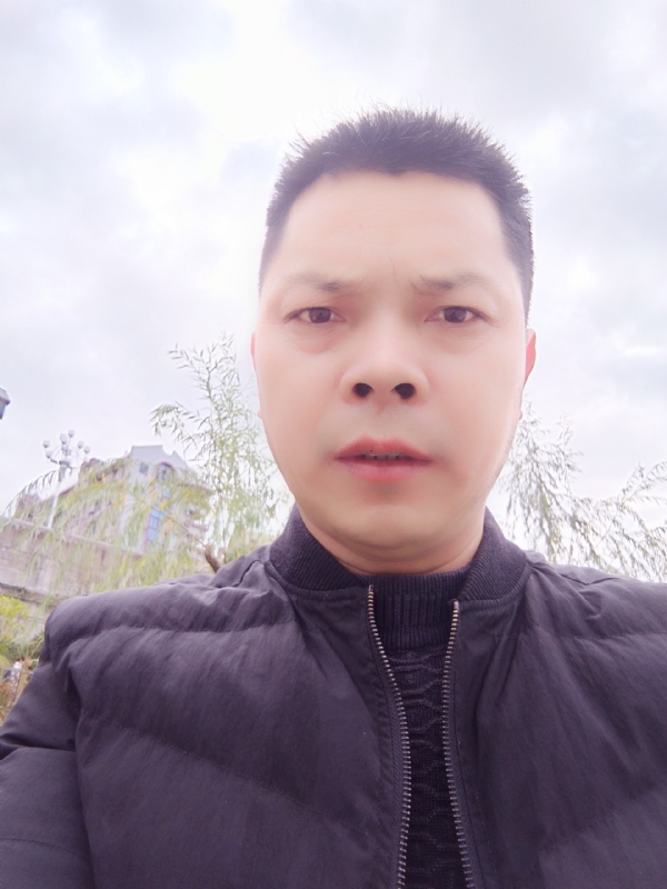 随缘的第一张照片--平和相亲网