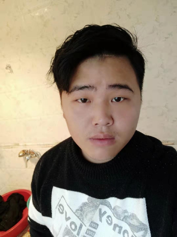 小李的第一张照片--平和相亲网