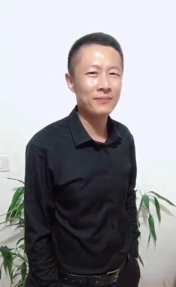 地huhi的第一张照片--平和相亲网