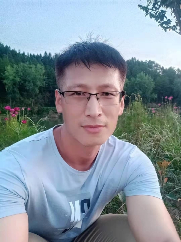 零零柒的第一张照片--平和相亲网