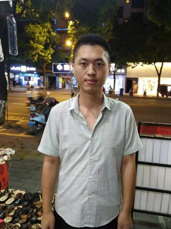 单身的雄鹰的第一张照片--平和相亲网
