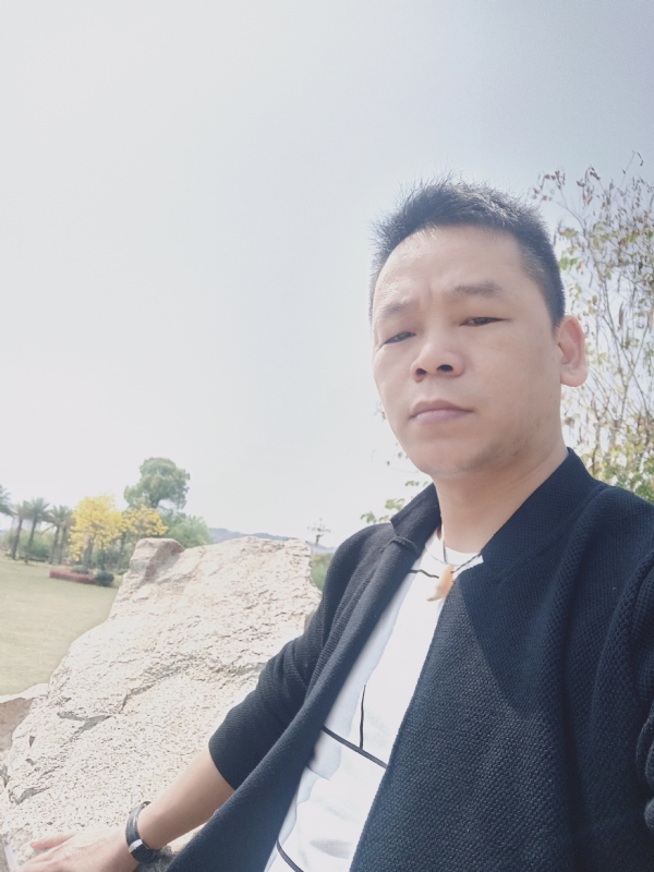 受伤的人的第一张照片--平和相亲网