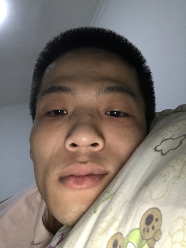 直男的第一张照片--平和相亲网
