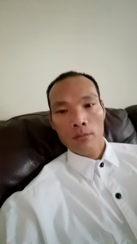 只影向谁去的第四张照片--平和相亲网