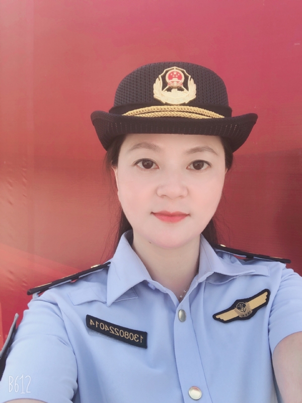 明明的第一张照片--平和相亲网