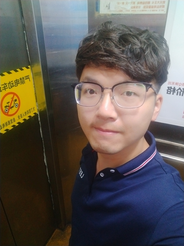 H先生的第二张照片--平和相亲网