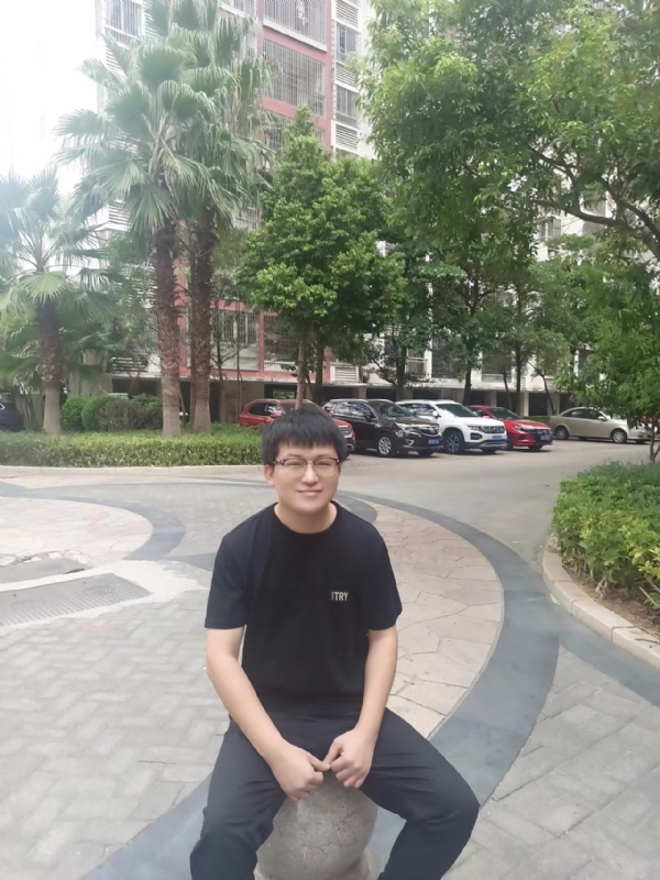 等闲的第三张照片--平和相亲网