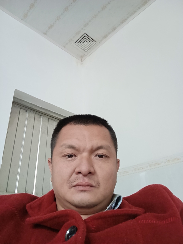 兰成龙的第一张照片--平和相亲网