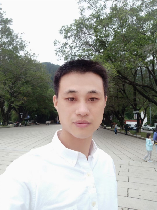 xu的第一张照片--平和相亲网